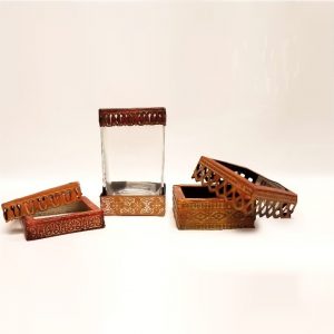 SQUARE METAL TOPPER / 4"